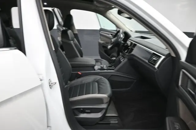 2023 Volkswagen Atlas - $29,650
