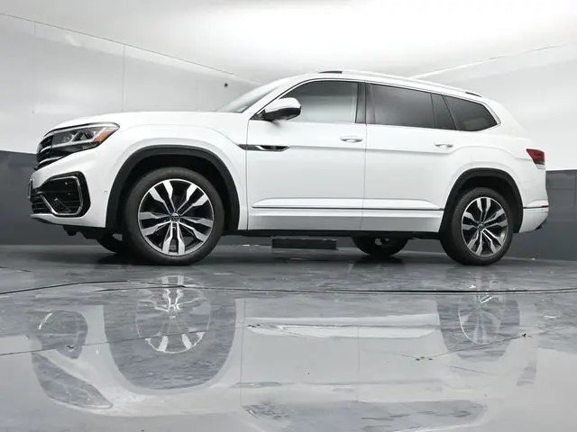 2023 Volkswagen Atlas - $29,650