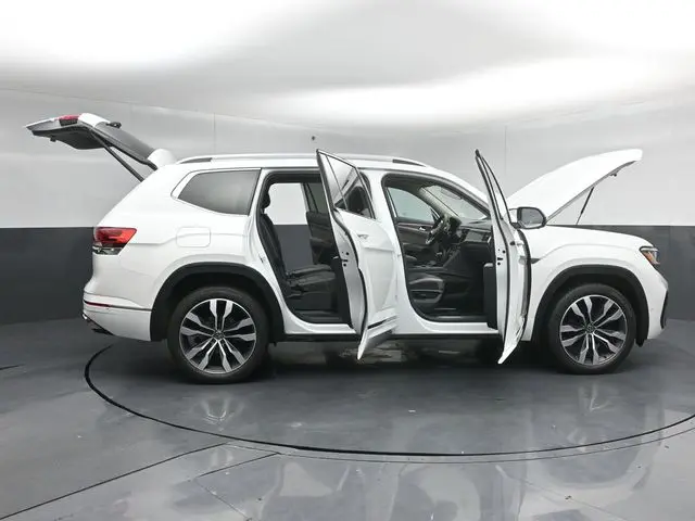 2023 Volkswagen Atlas - $29,650