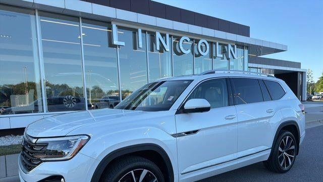 Preowned 2024 Volkswagen Atlas SEL Premium R-Line 4Motion for Sale