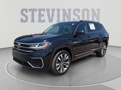 Photo of a 2022 Volkswagen Atlas AWD V6 SEL Premium R-LINE 4motion 4DR SUV for sale
