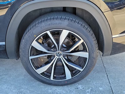 Photo of a 2024 Volkswagen Atlas AWD SEL Premium R-LINE 4motion 4DR SUV for sale