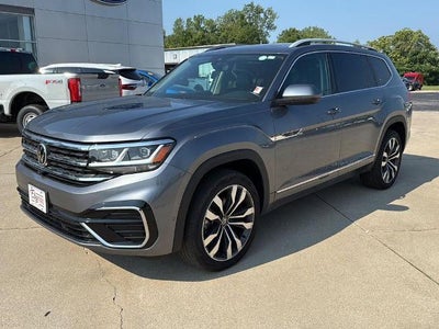 Photo of a 2022 Volkswagen Atlas AWD V6 SEL Premium R-LINE 4motion 4DR SUV for sale