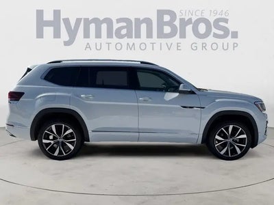 Photo of a 2025 Volkswagen Atlas AWD SEL Premium R-LINE 4motion 4DR SUV for sale