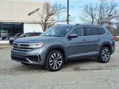Photo of a 2021 Volkswagen Atlas AWD V6 SEL Premium R-LINE 4motion 4DR SUV (midyear Release) for sale