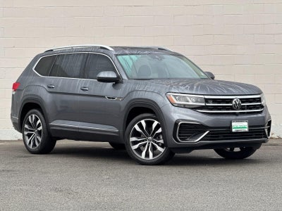 Photo of a 2022 Volkswagen Atlas AWD V6 SEL Premium R-LINE 4motion 4DR SUV for sale