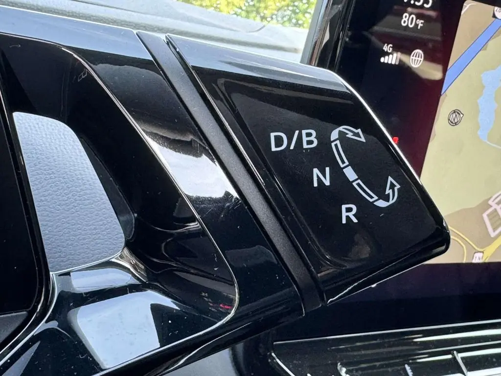 2023 Volkswagen Id.4 - $18,899