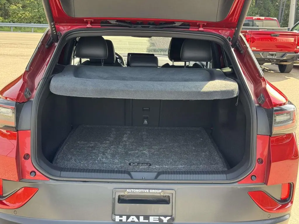2023 Volkswagen Id.4 - $18,899