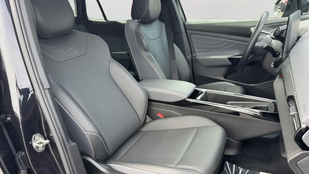 2023 Volkswagen ID 4  Pro S