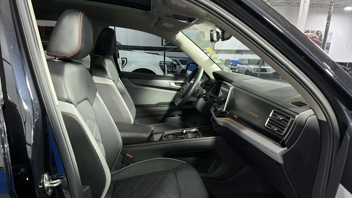 2024 Volkswagen Atlas Peak Edition SEL 4Motion