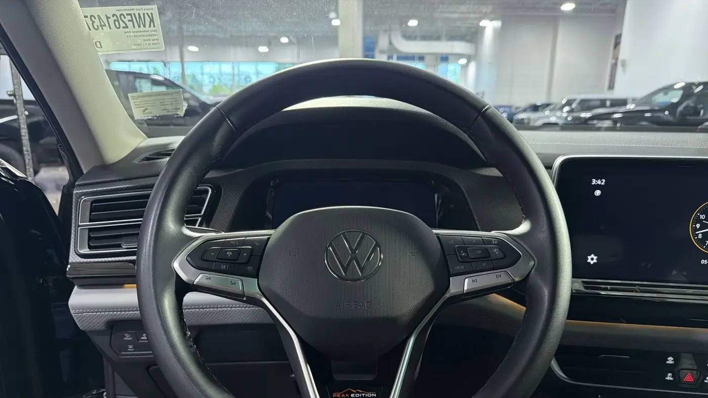 2024 Volkswagen Atlas Peak Edition SEL 4Motion