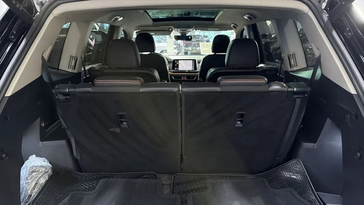 2024 Volkswagen Atlas Peak Edition SEL 4Motion
