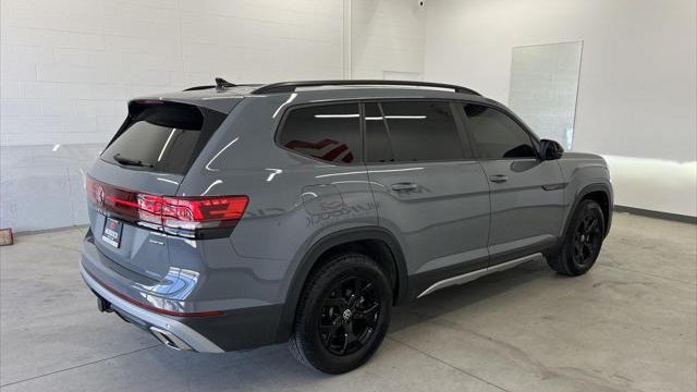 2024 Volkswagen Atlas Peak Edition SEL 4Motion