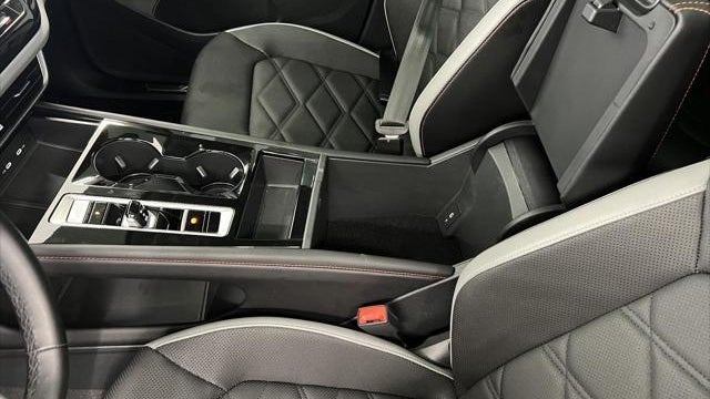 2024 Volkswagen Atlas Peak Edition SEL 4Motion