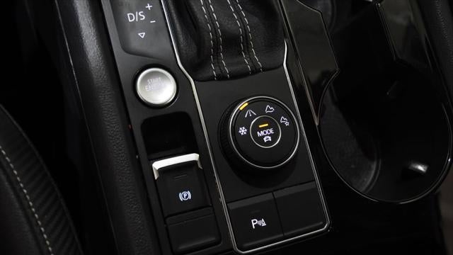 2023 Volkswagen Atlas Cross Sport SE 4Motion