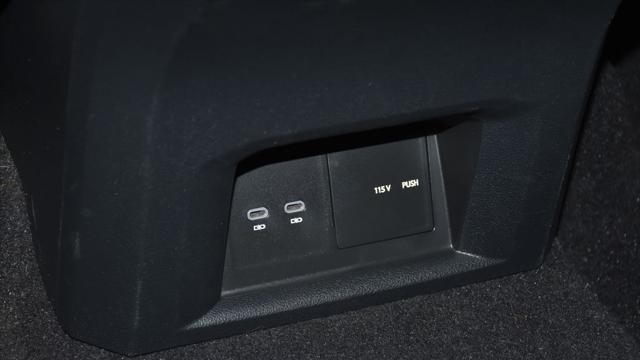 2023 Volkswagen Atlas Cross Sport SE 4Motion