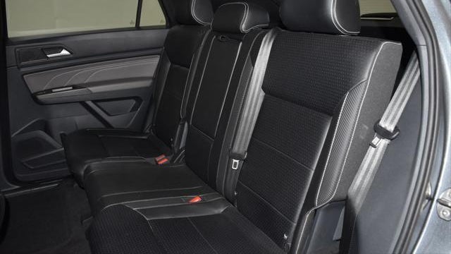 2023 Volkswagen Atlas Cross Sport SE 4Motion