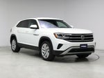 2022 Atlas Cross Sport Thumbnail 1