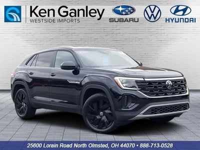 Photo of a 2024 Volkswagen Atlas Cross Sport AWD SE 4motion 4DR SUV W/Technology for sale