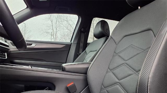 2025 Volkswagen Atlas Cross Sport SE 4Motion