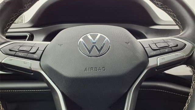 2025 Volkswagen Atlas Cross Sport SE 4Motion