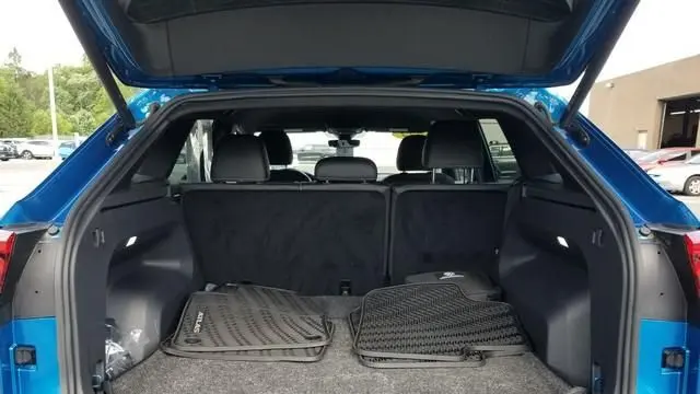 2024 Volkswagen Atlas Cross Sport SE 4Motion