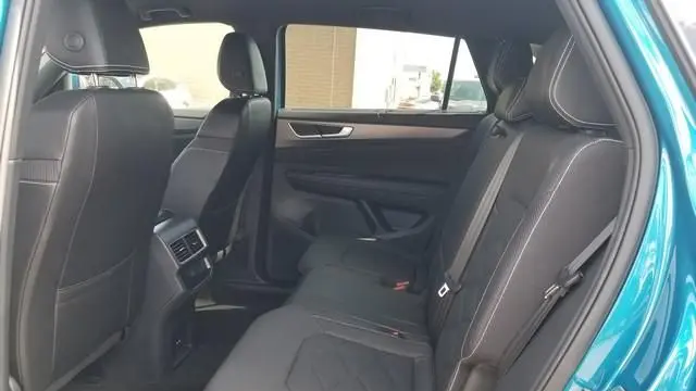 2024 Volkswagen Atlas Cross Sport SE 4Motion