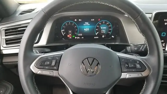 2024 Volkswagen Atlas Cross Sport SE 4Motion