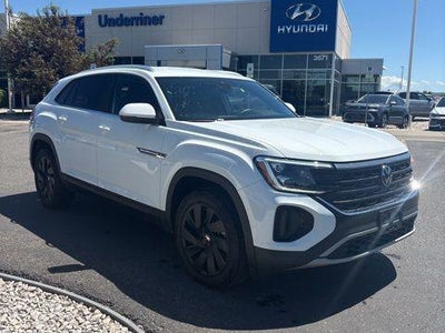 Photo of a 2024 Volkswagen Atlas Cross Sport AWD SE 4motion 4DR SUV W/Technology for sale