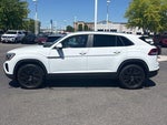 2024 Atlas Cross Sport Thumbnail 3