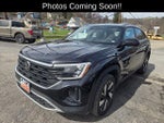 2024 Atlas Cross Sport Thumbnail 1