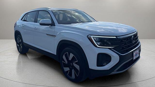 2025 Volkswagen Atlas Cross Sport SE 4Motion