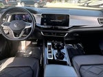 2025 Atlas Cross Sport Thumbnail 16