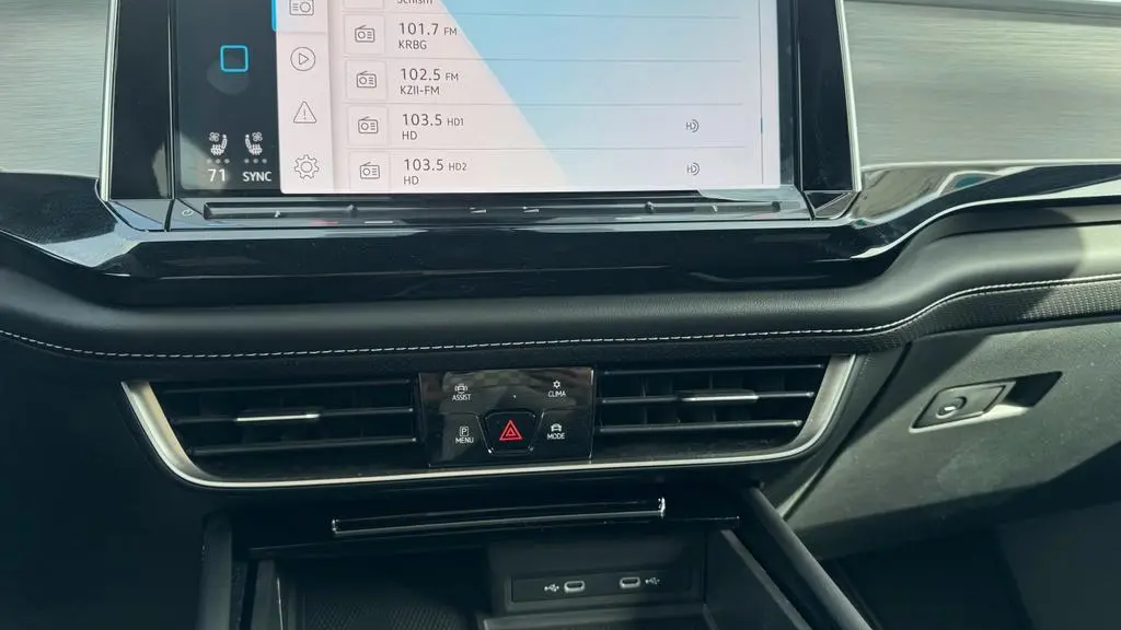 2024 Volkswagen Atlas Cross Sport SE 4Motion