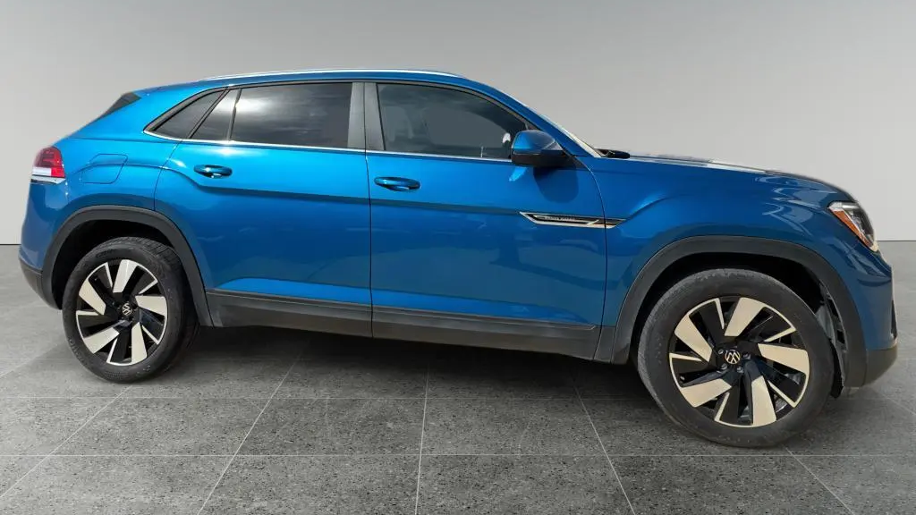 2024 Volkswagen Atlas Cross Sport SE 4Motion