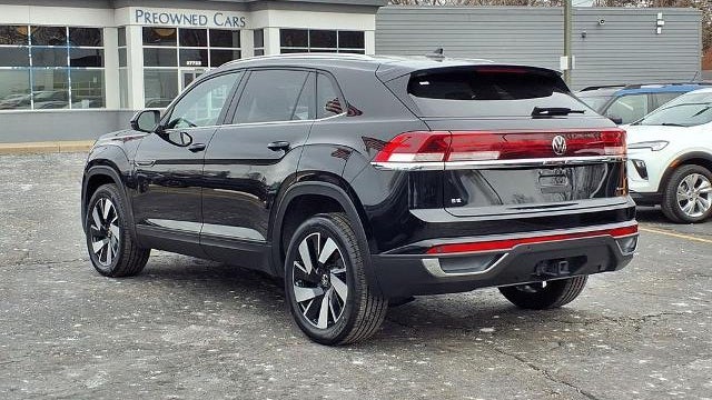 2025 Volkswagen Atlas Cross Sport SE 4Motion