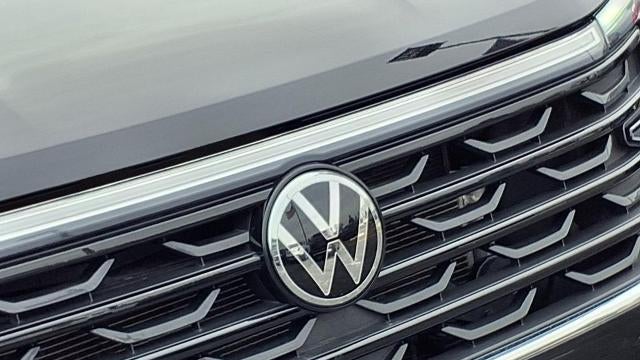 2025 Volkswagen Atlas Cross Sport SE 4Motion