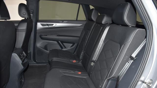 2025 Volkswagen Atlas Cross Sport SE 4Motion