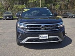 2022 Atlas Cross Sport Thumbnail 3