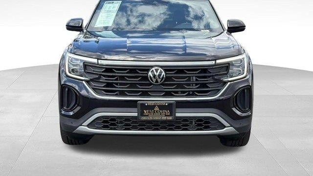2025 Volkswagen Atlas Cross Sport SE 4Motion