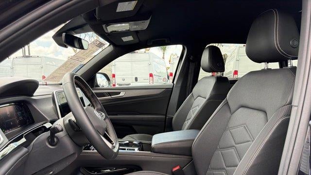 2025 Volkswagen Atlas Cross Sport SE 4Motion