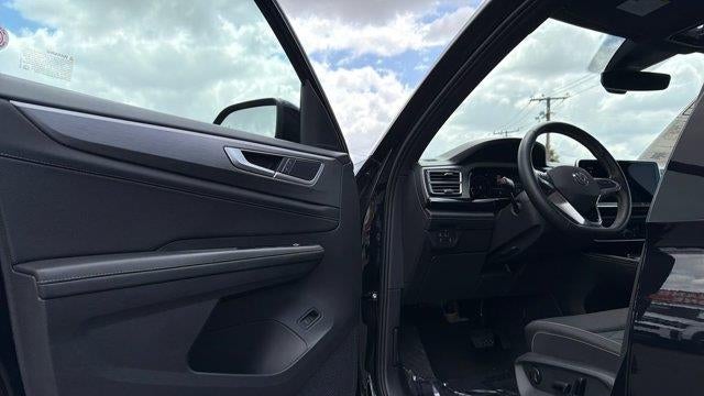2025 Volkswagen Atlas Cross Sport SE 4Motion