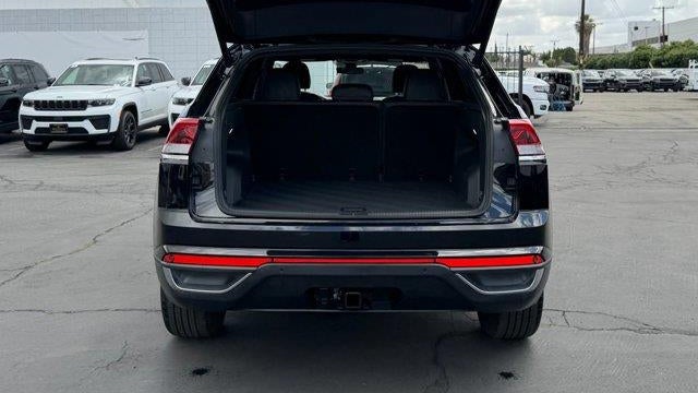 2025 Volkswagen Atlas Cross Sport SE 4Motion