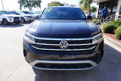 Photo of a 2022 Volkswagen Atlas Cross Sport AWD V6 SE 4motion 4DR SUV W/Technology for sale