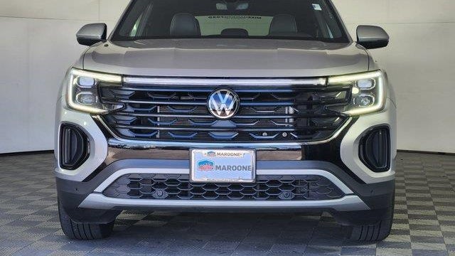 2024 Volkswagen Atlas Cross Sport SE 4Motion
