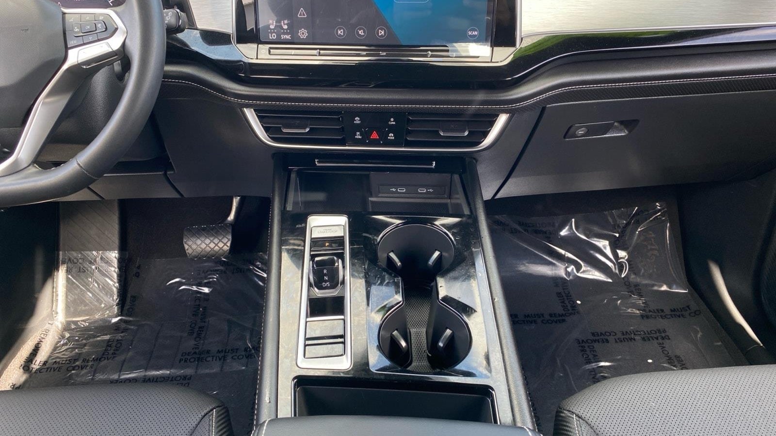 2024 Volkswagen Atlas Cross Sport SE 4Motion