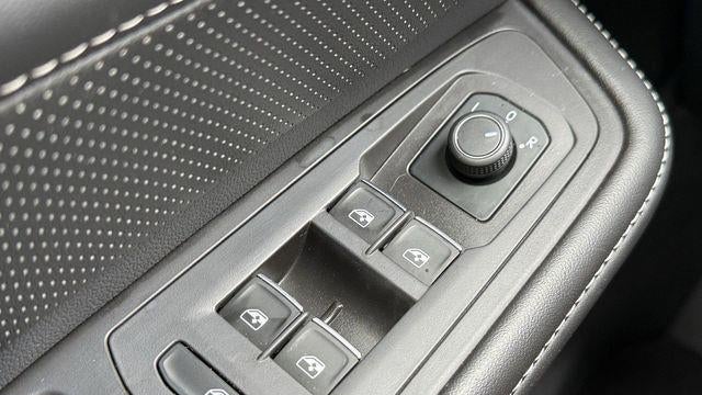 2024 Volkswagen Atlas Cross Sport SE 4Motion