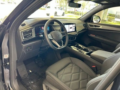 Photo of a 2025 Volkswagen Atlas Cross Sport AWD SE 4motion 4DR SUV W/Technology for sale