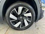 2025 Atlas Cross Sport Thumbnail 15