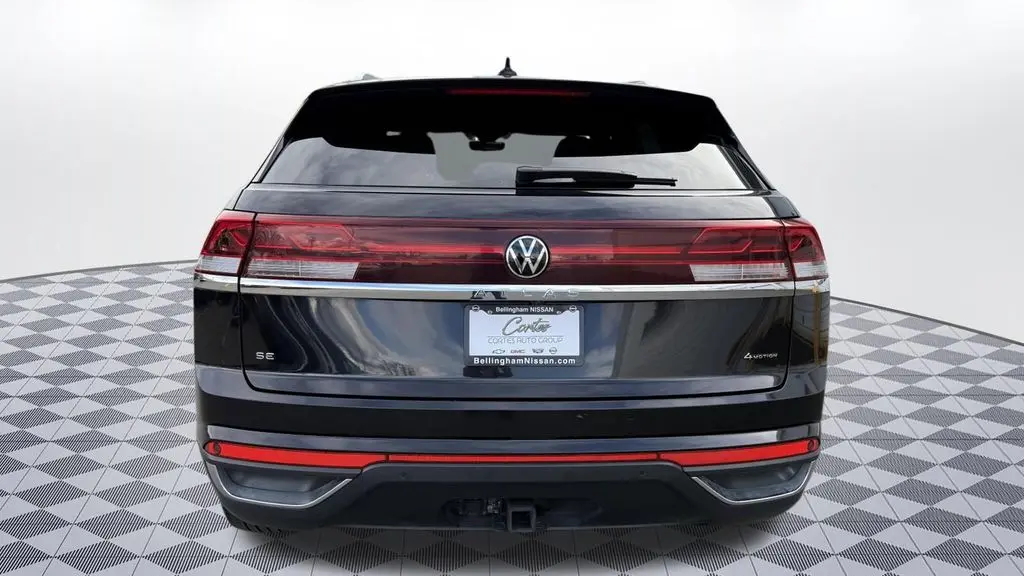 2025 Volkswagen Atlas Cross Sport SE 4Motion